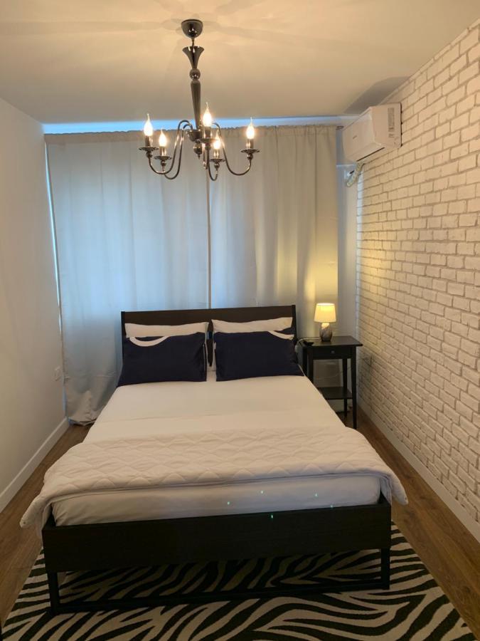 בראליה Aparthotel Claudia -Self Check-In מראה חיצוני תמונה
